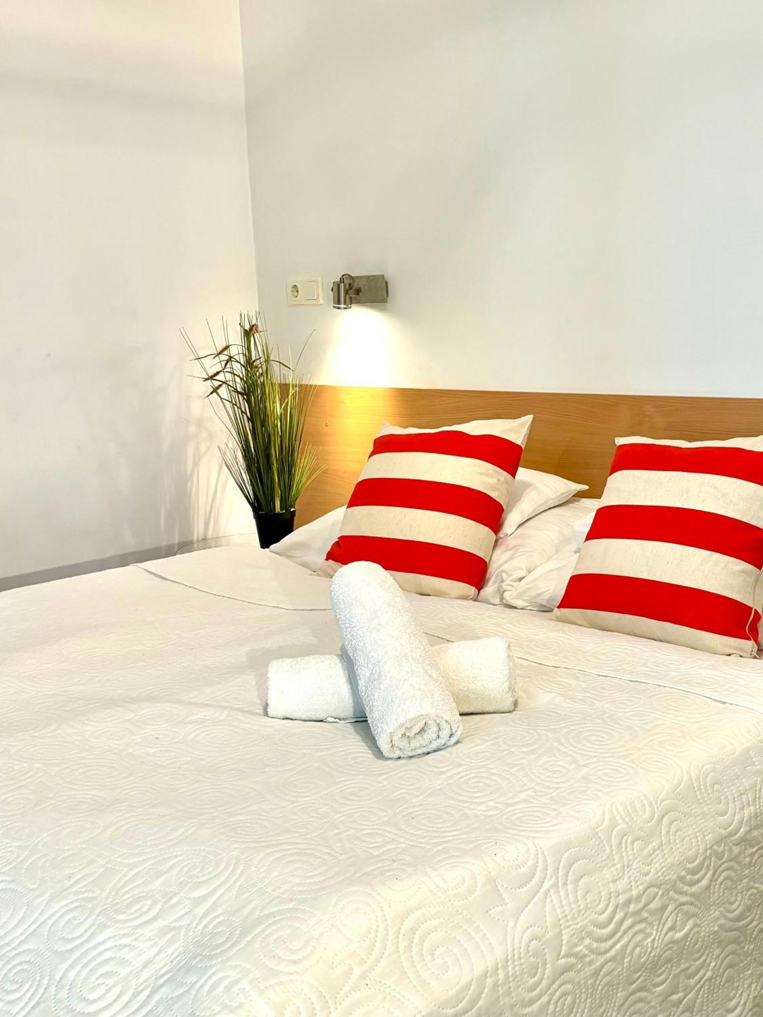 Sziget23 Hotel Ábrahámhegy Buitenkant foto